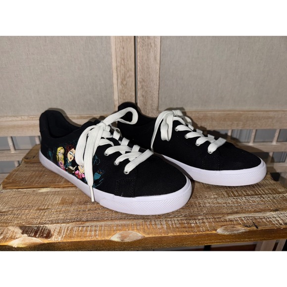 Disney Hocus Pocus Sneakers Black Canvas Women's Size 9 - Picture 1 of 9